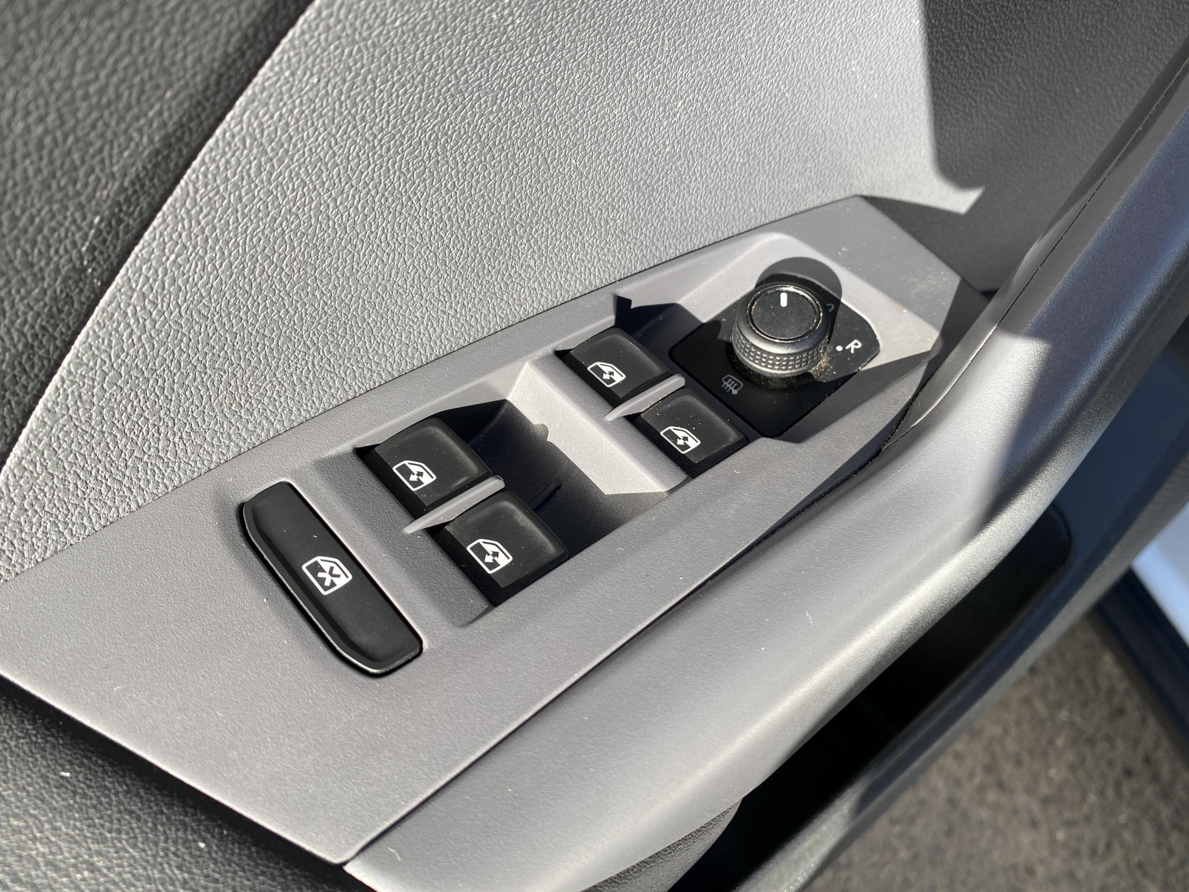 Volkswagen T-Cross, 2020 - pohled č. 13