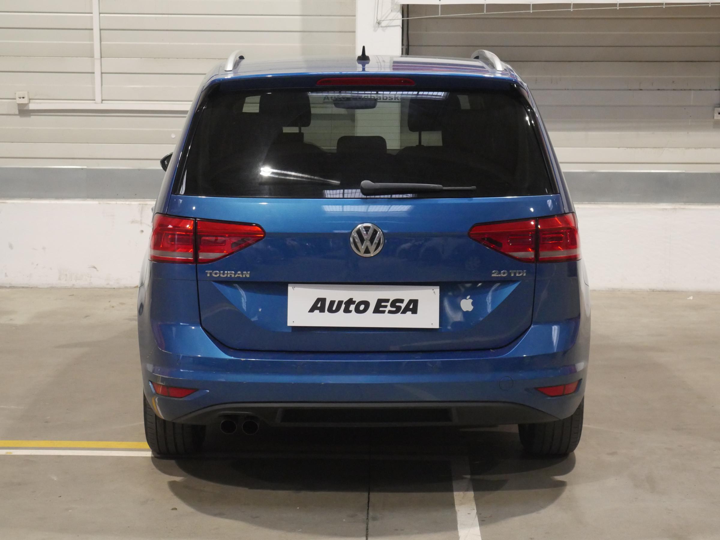 Volkswagen Touran, 2017 - pohled č. 5