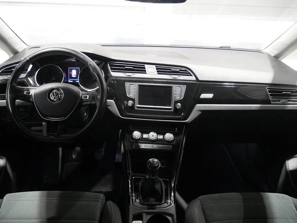 Volkswagen Touran 2.0 TDi 