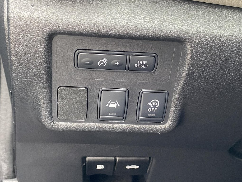 Nissan Micra 0.9 DiG-T Tekna