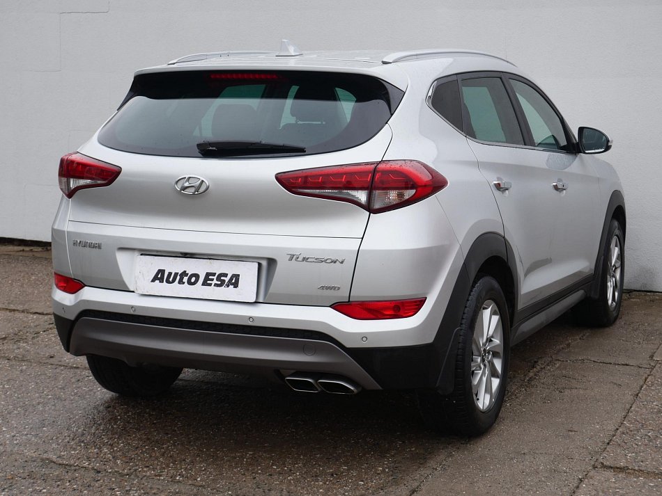 Hyundai Tucson 2.0 CRDi  4WD