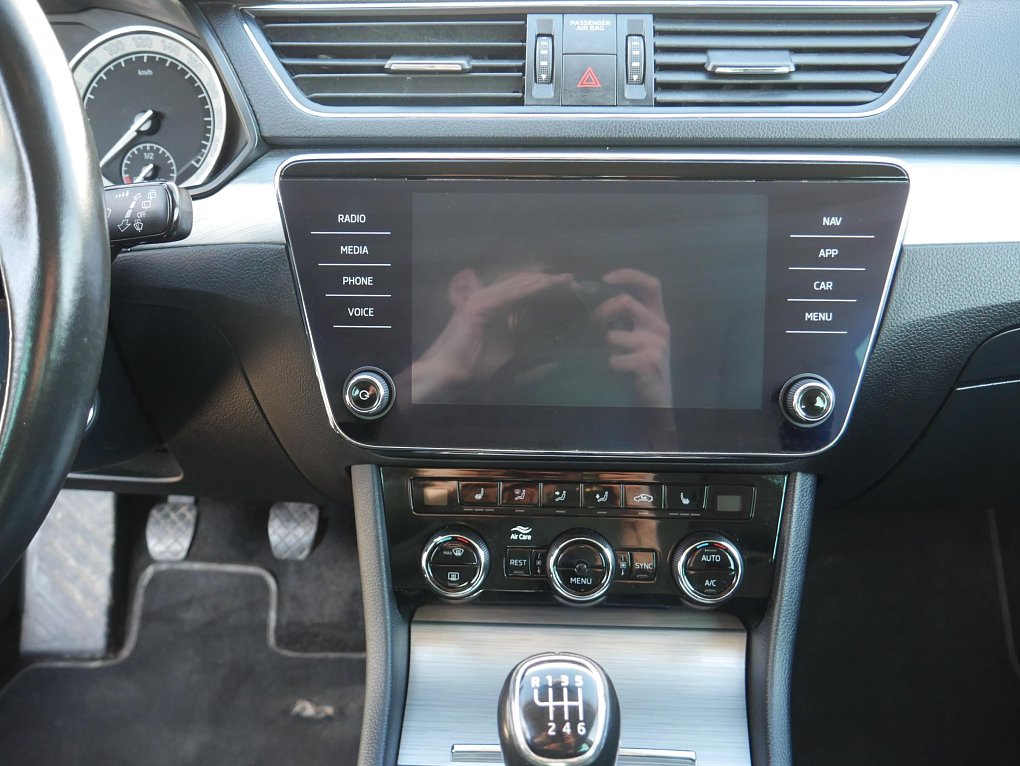 Škoda Superb III 2.0 TDi Ambition