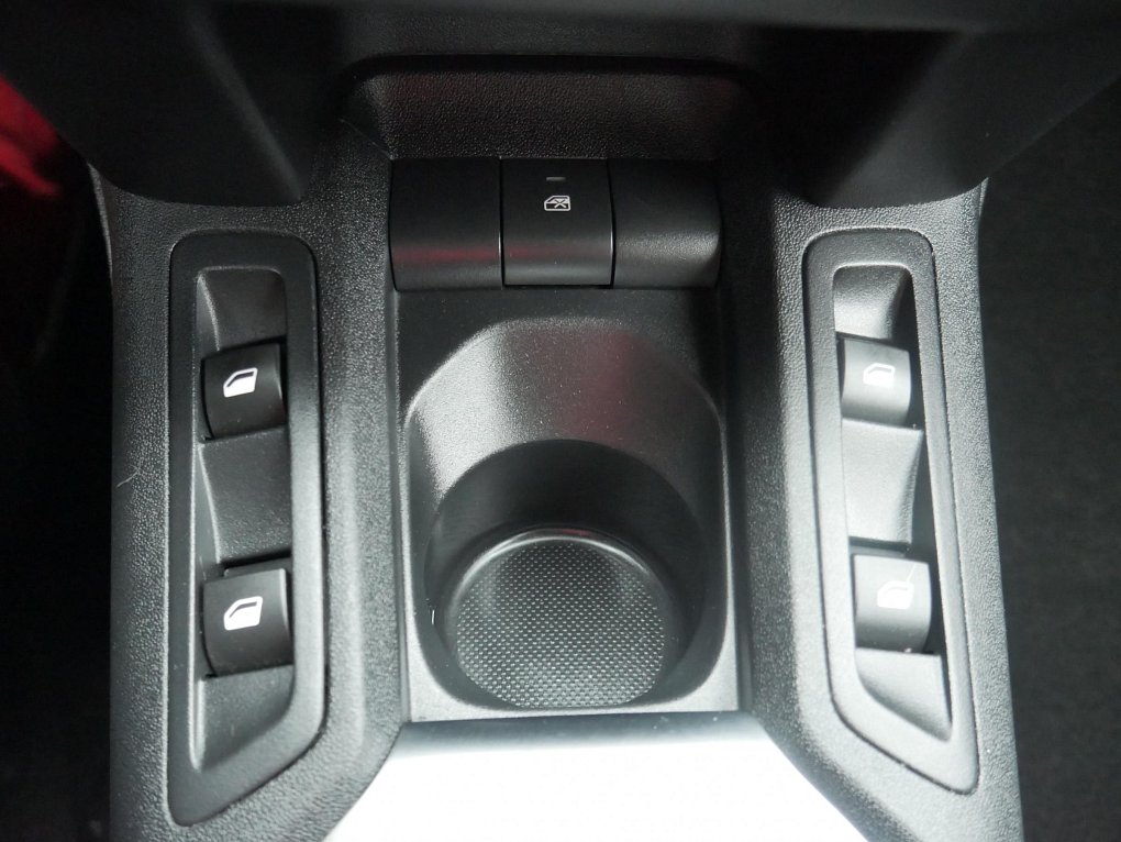 Peugeot 301 1.6 HDi Active