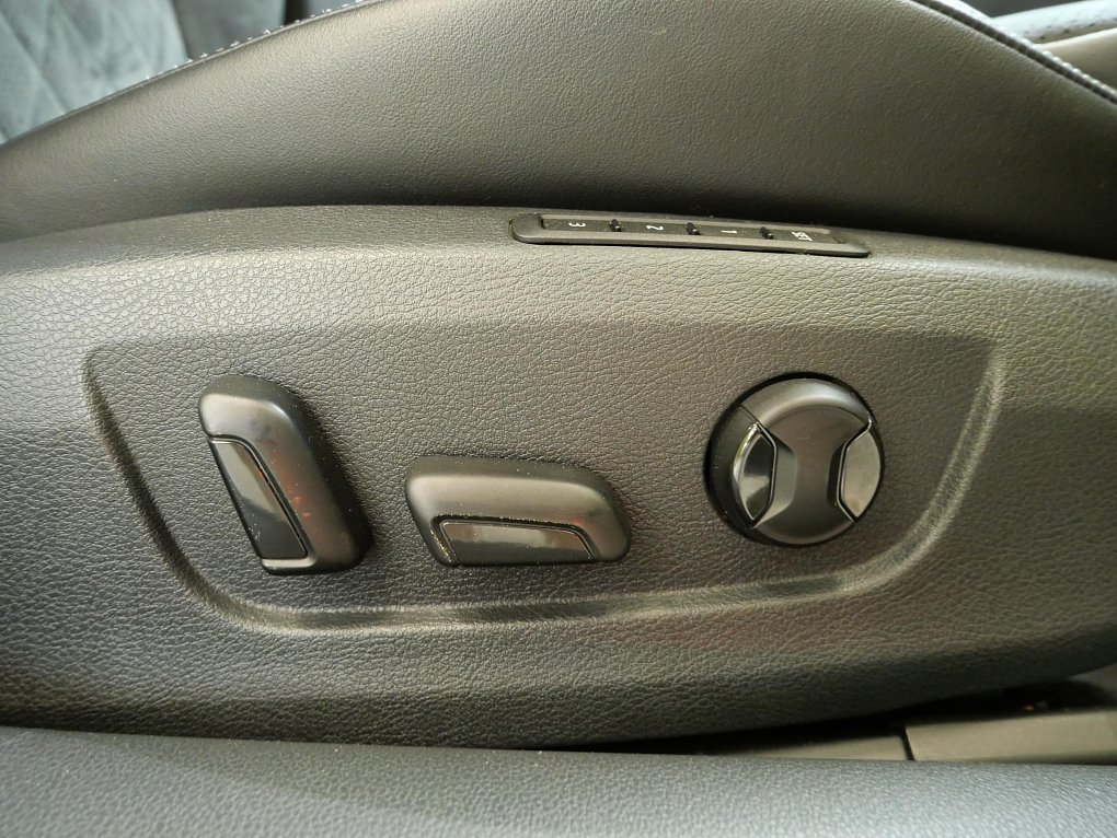 Škoda Superb III 2.0 TDi SportLine 4x4