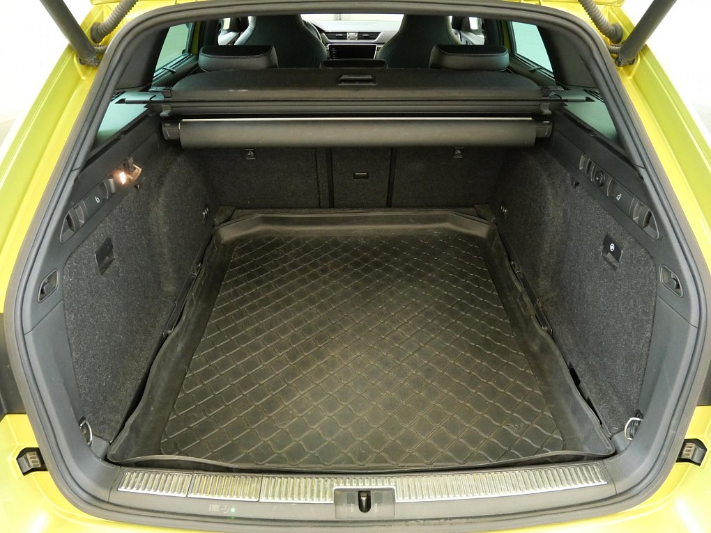 Škoda Superb III 2.0 TDi SportLine 4x4