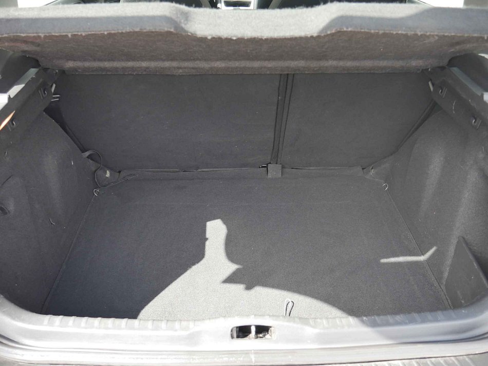 Peugeot 308 1.4VTi 