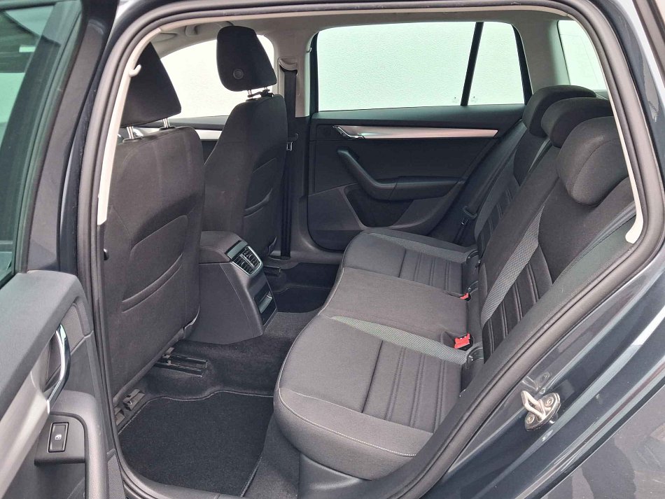 Škoda Octavia III 1.5 TSi Ambition