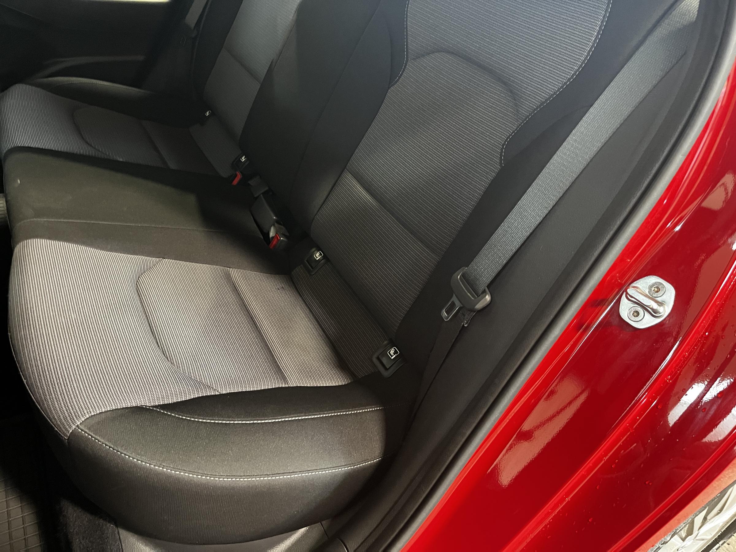 Hyundai i30, 2017 - pohled č. 9