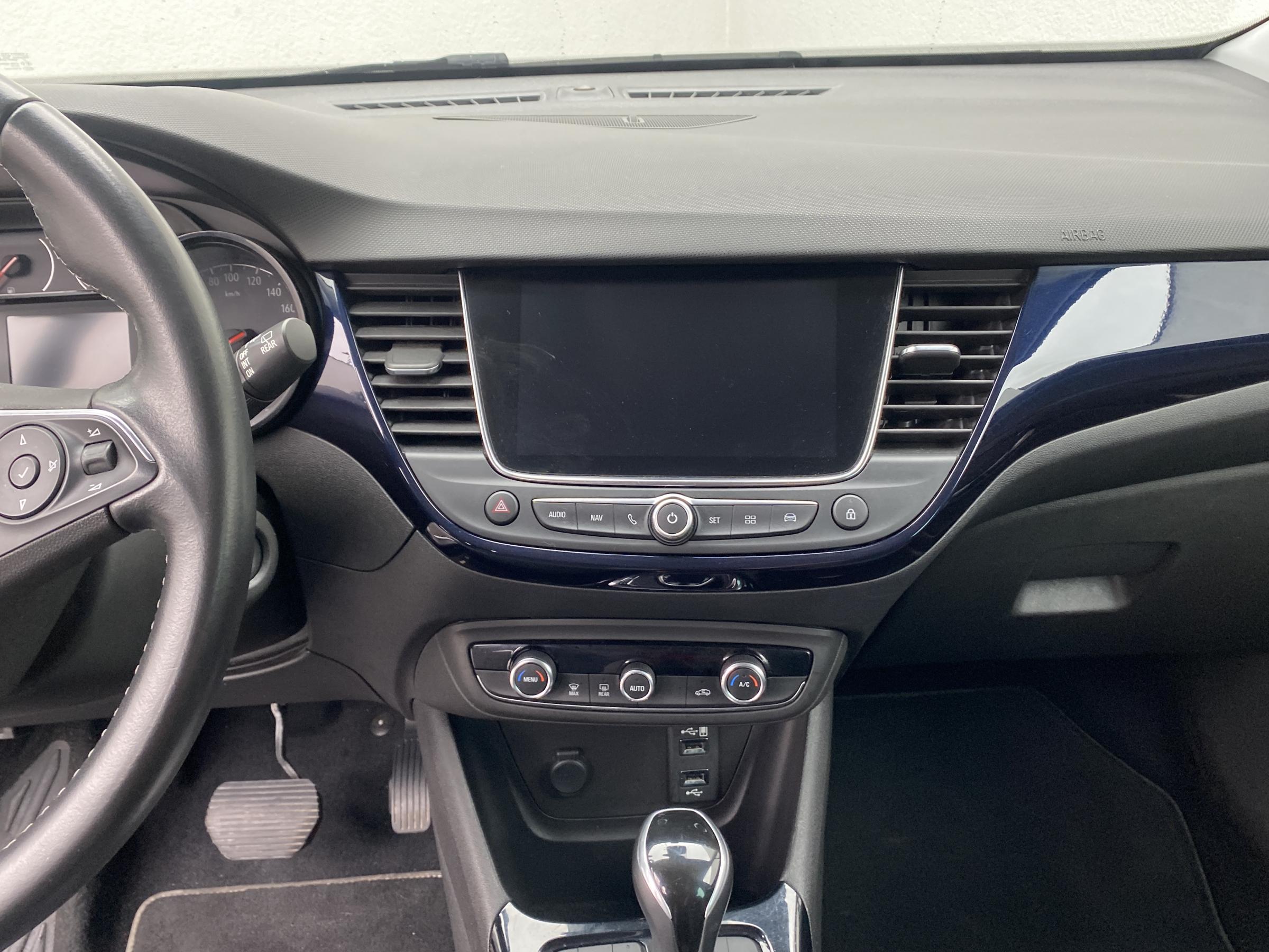 Vauxhall Crossland X, 2019 - pohled č. 10