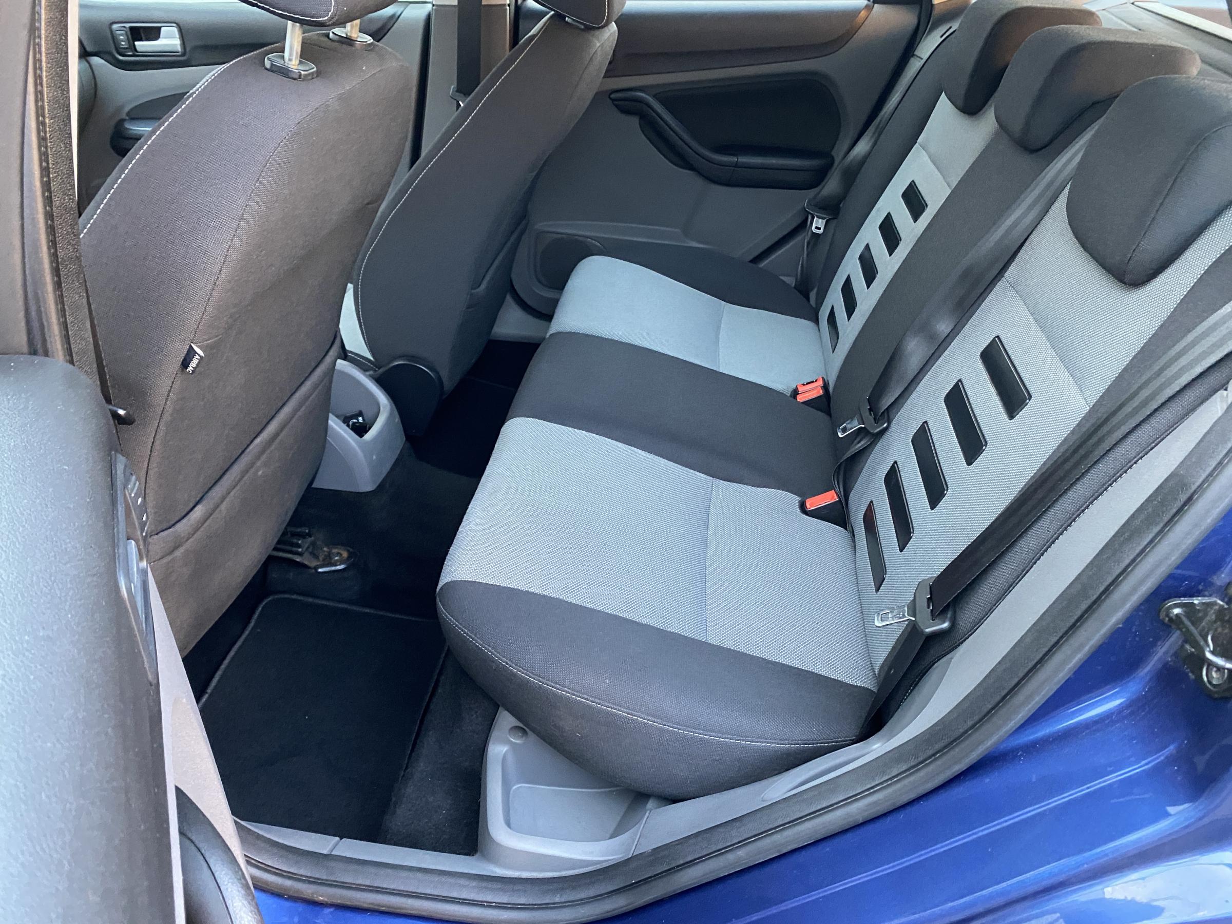 Ford Focus, 2010 - pohled č. 11