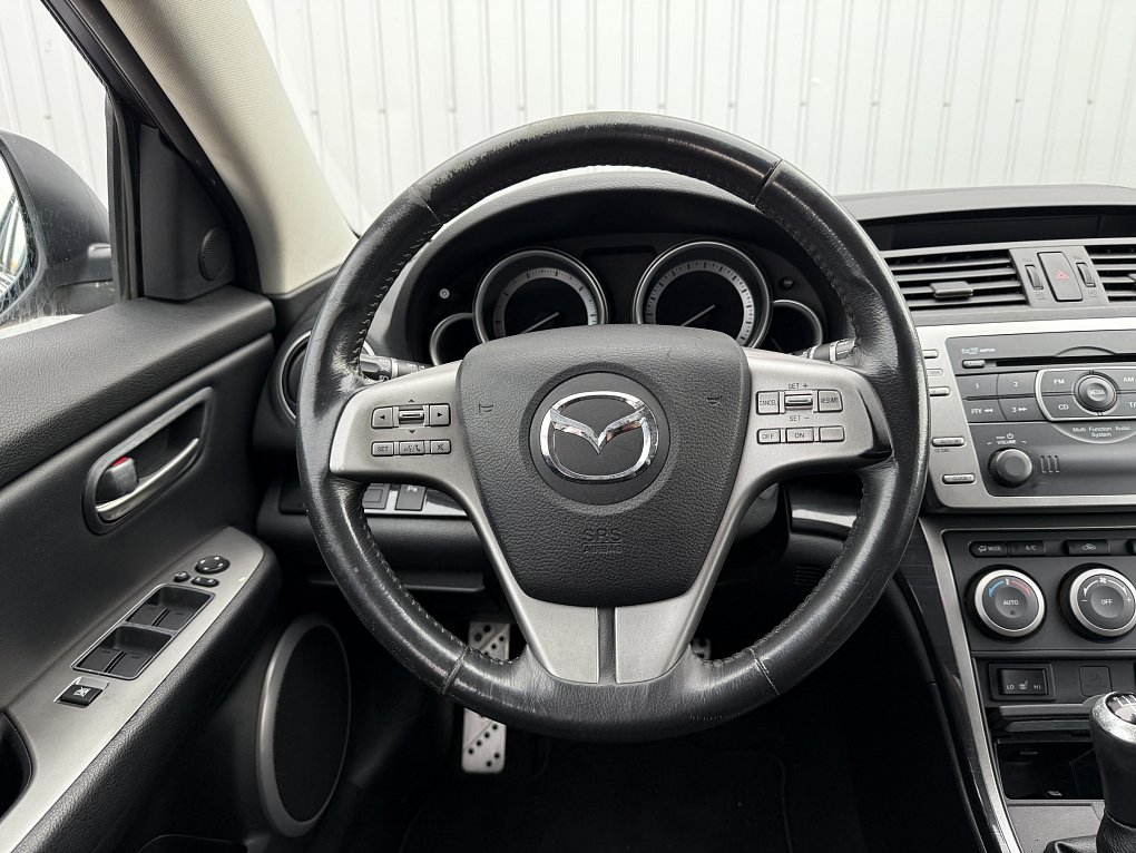 Mazda 6 2.5i 