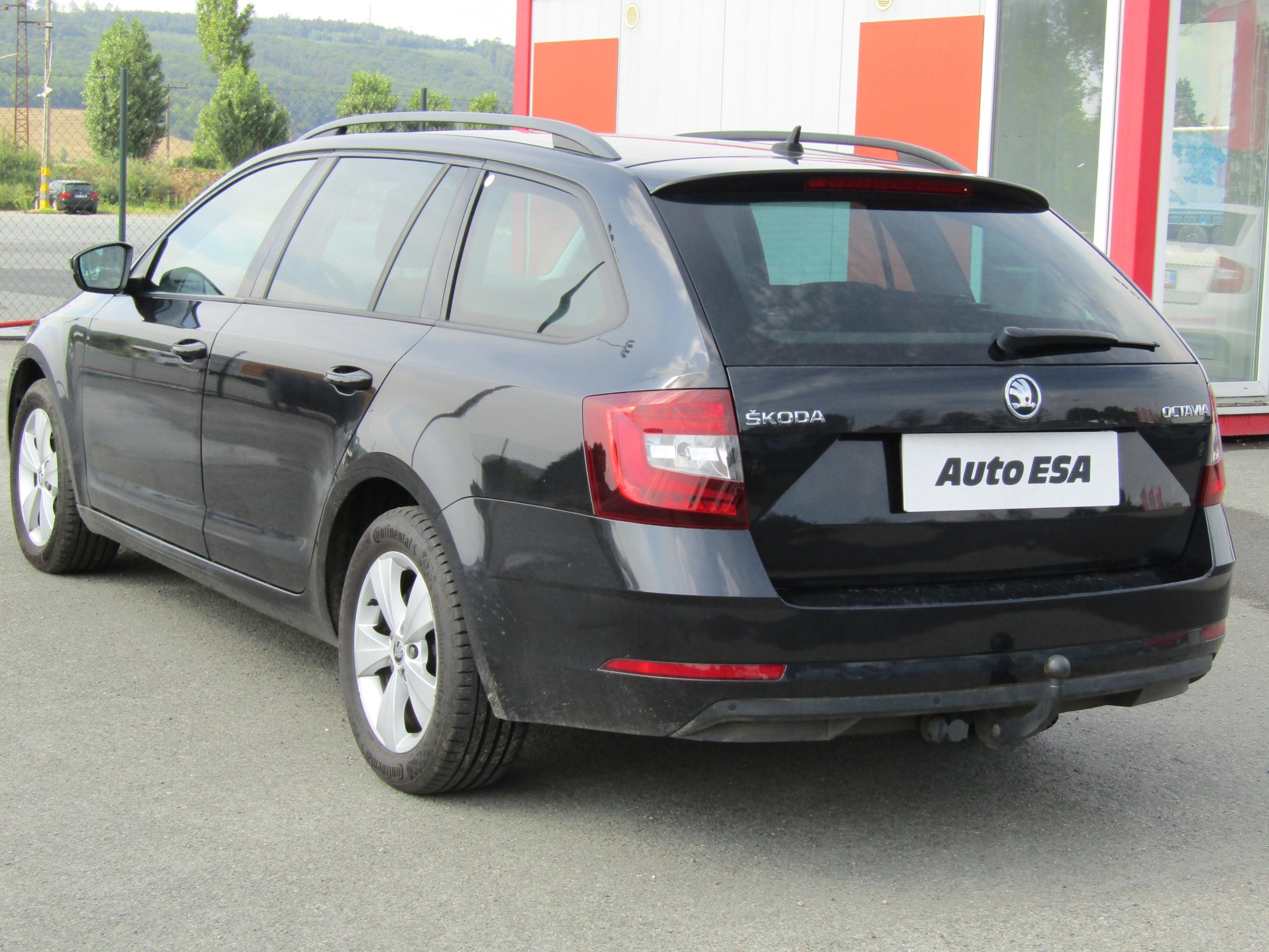 Škoda Octavia III, 2020 - pohled č. 6