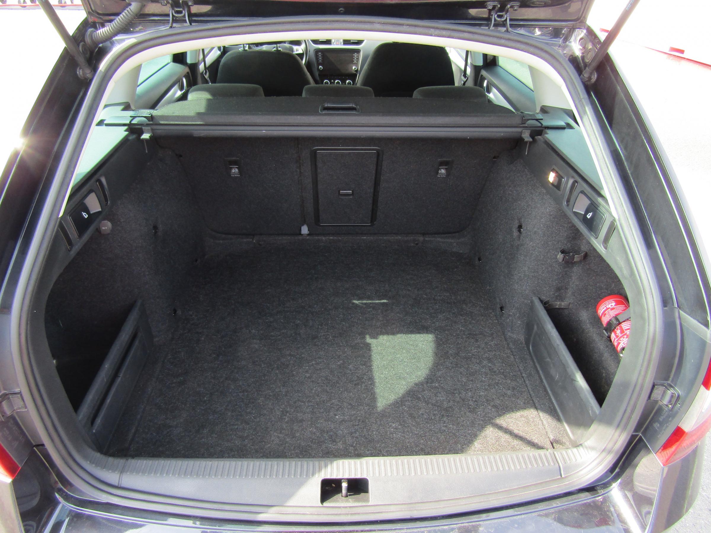 Škoda Octavia III, 2020 - pohled č. 7