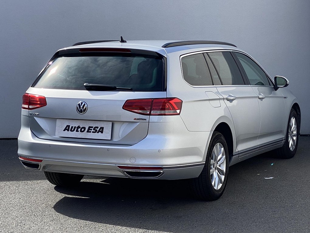 Volkswagen Passat 2.0 TDi Comfortline 4x4