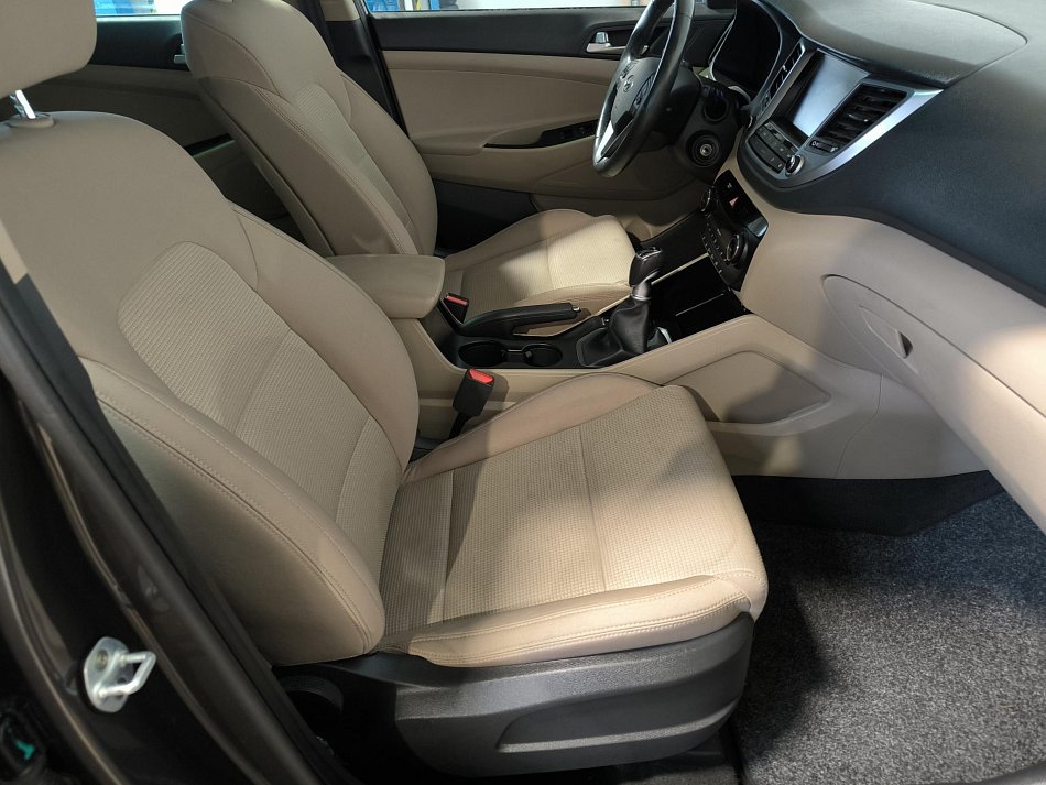 Hyundai Tucson 1.7 CRDi 