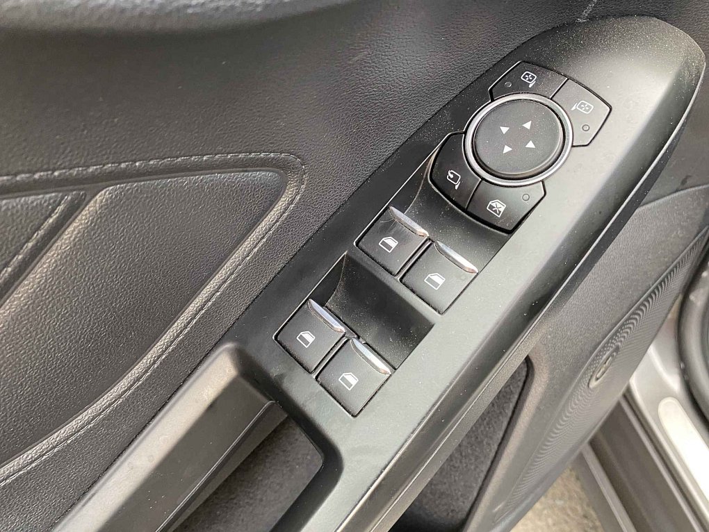 Ford Focus 1.0EB Titanium