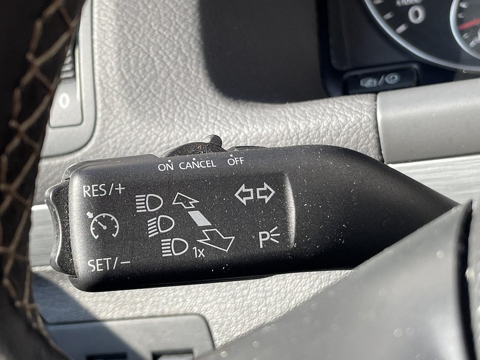 Volkswagen Touran 2.0 TDi CROSS