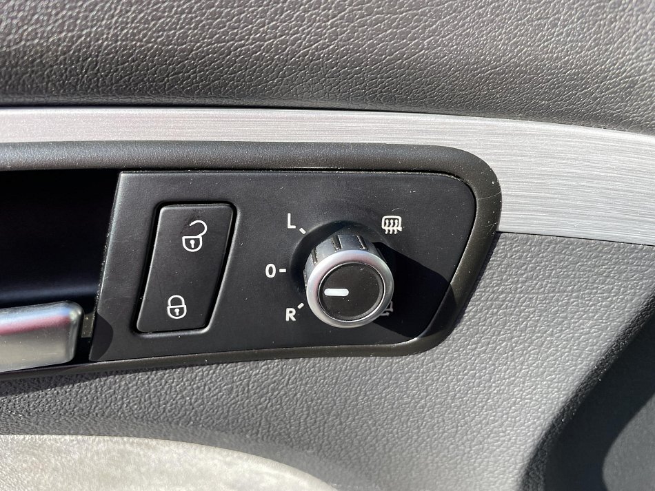 Volkswagen Touran 2.0 TDi CROSS