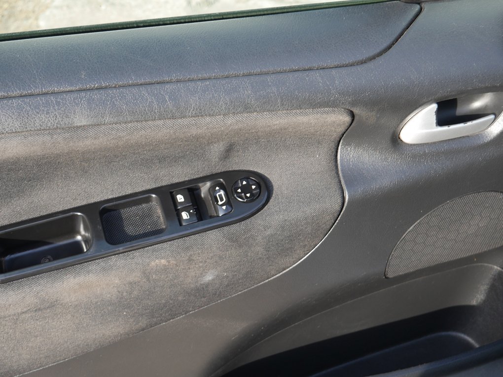 Peugeot 207 1.4 i 