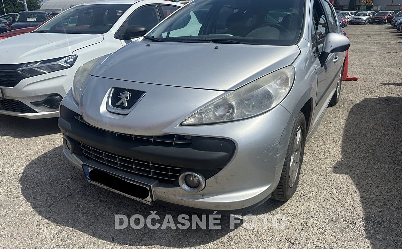 Peugeot 207 1.4 i 