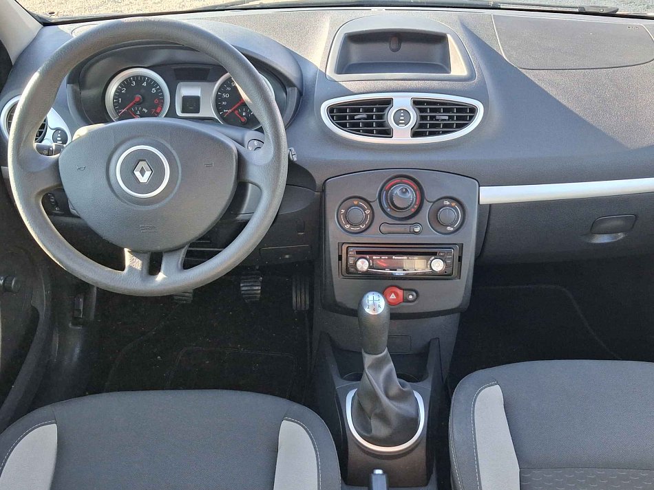 Renault Clio 1.2i 