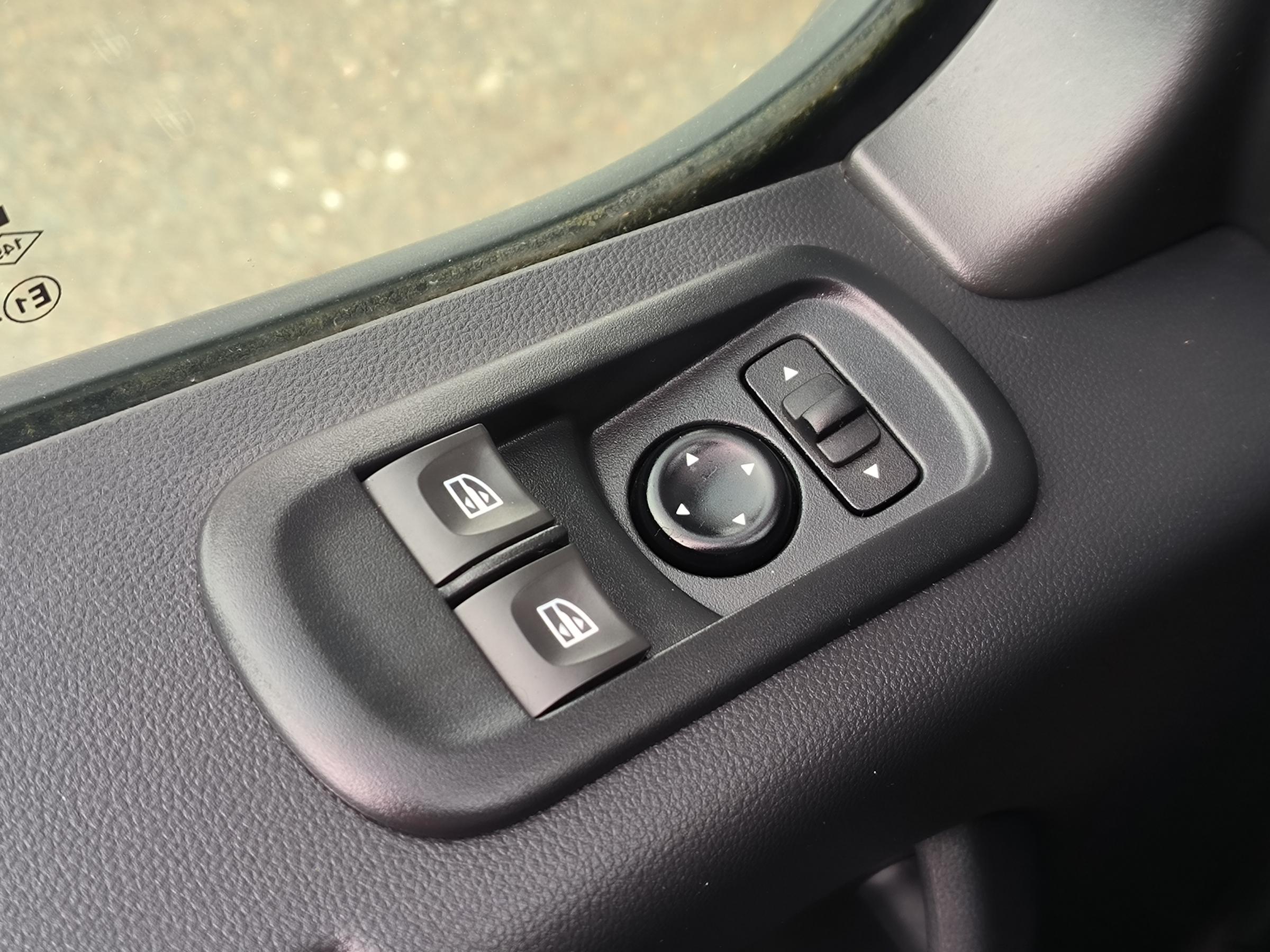 Renault Master, 2021 - pohled č. 20