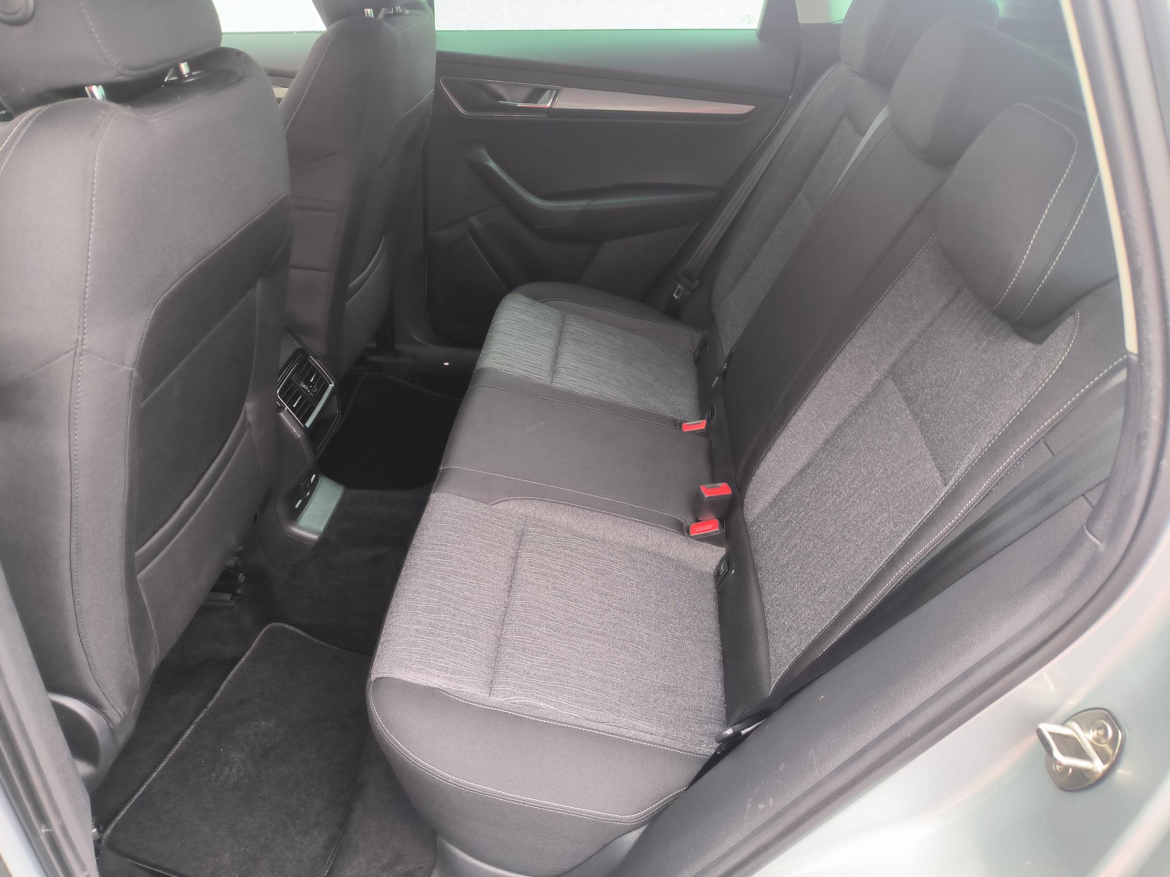 Škoda Karoq, 2018 - pohled č. 10