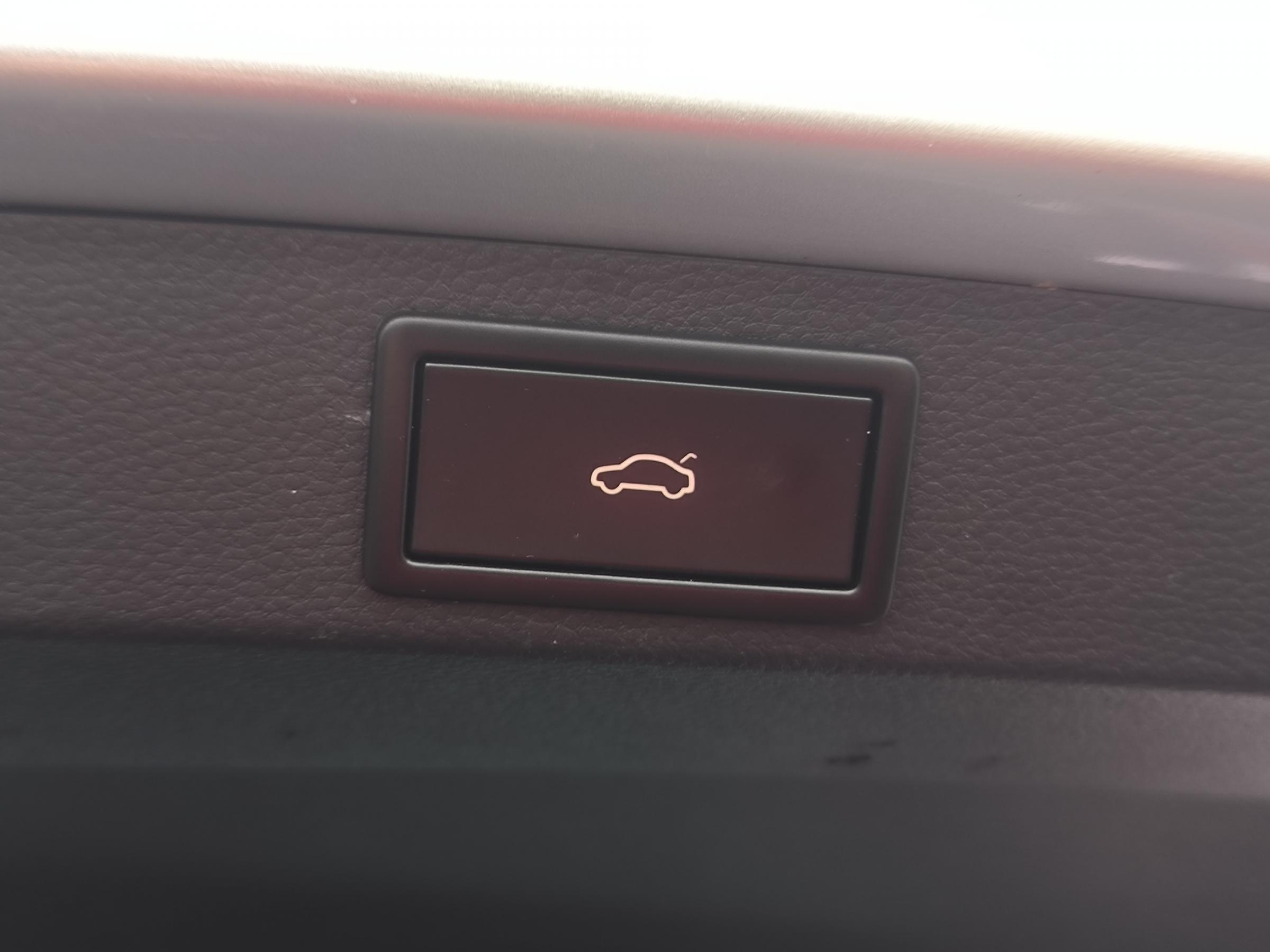 Škoda Karoq, 2018 - pohled č. 26