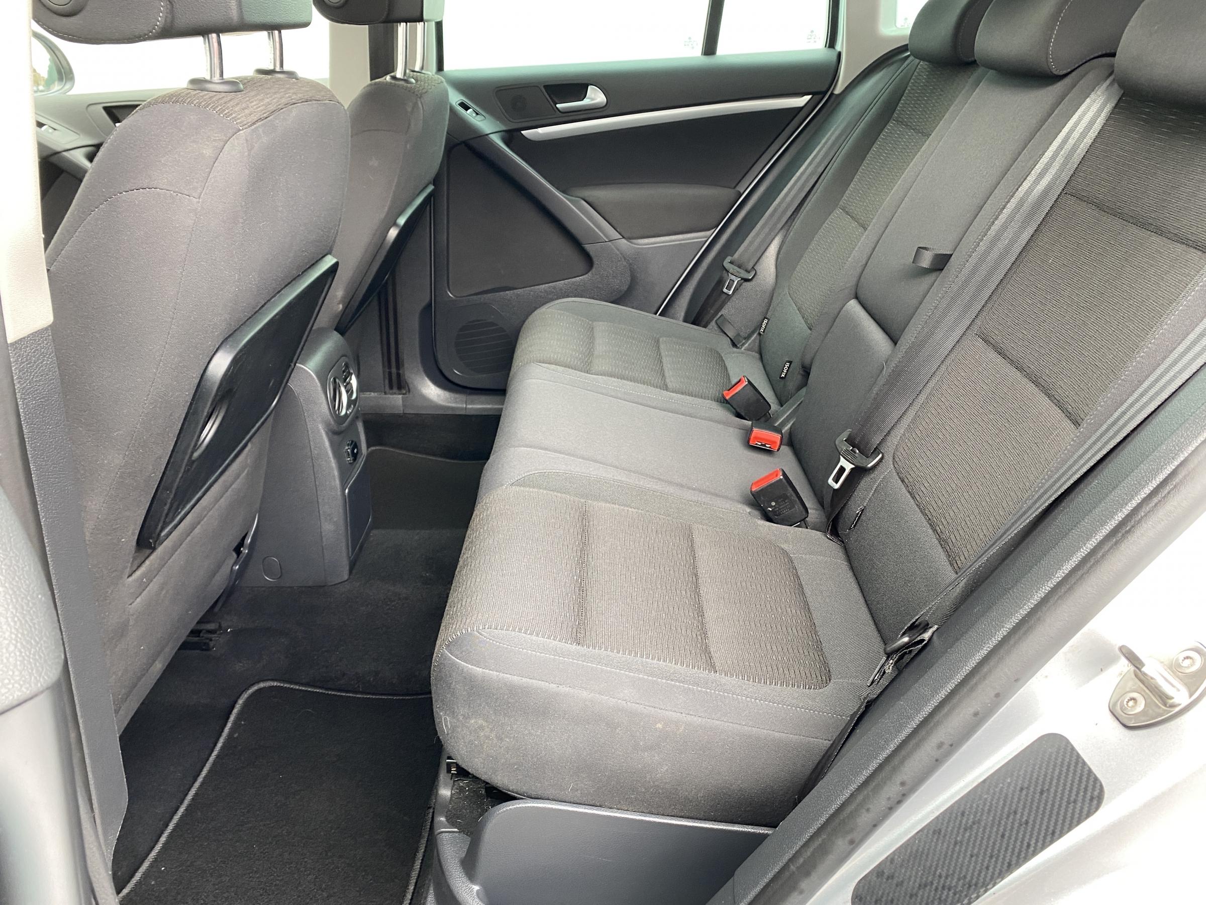 Volkswagen Tiguan, 2014 - pohled č. 10