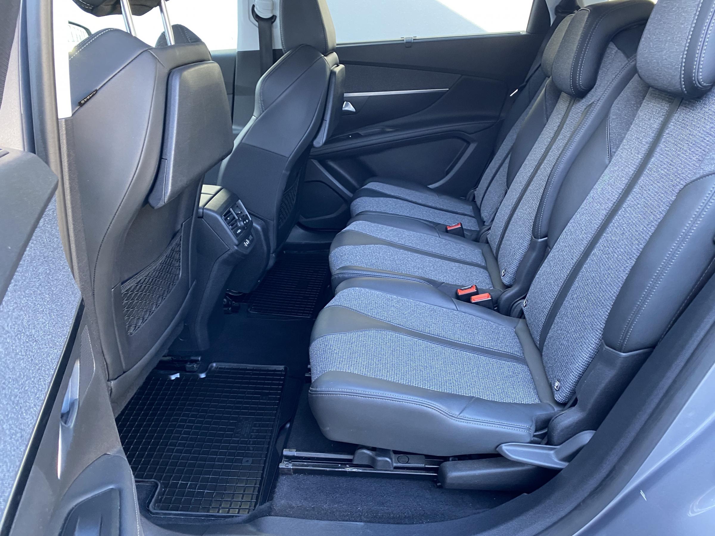 Peugeot 5008, 2019 - pohled č. 10