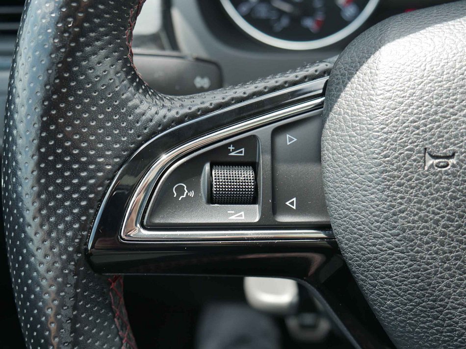 Škoda Rapid 1.2 TSi Monte Carlo