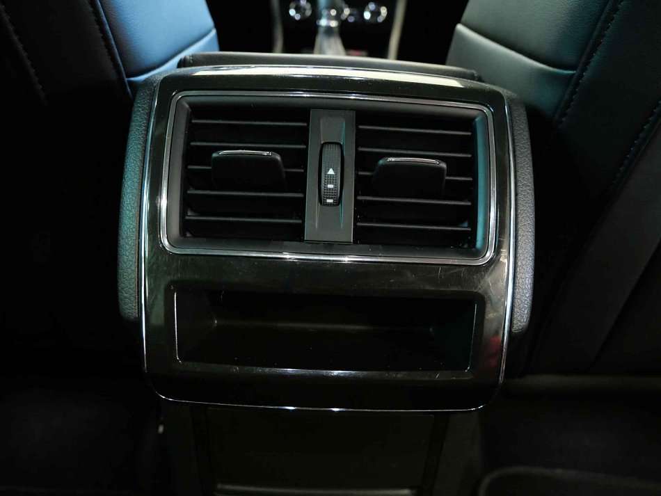 Škoda Superb III 2.0 TDi Style