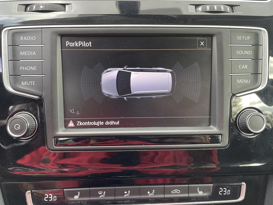 Volkswagen Golf 1.6 TDI R-Line