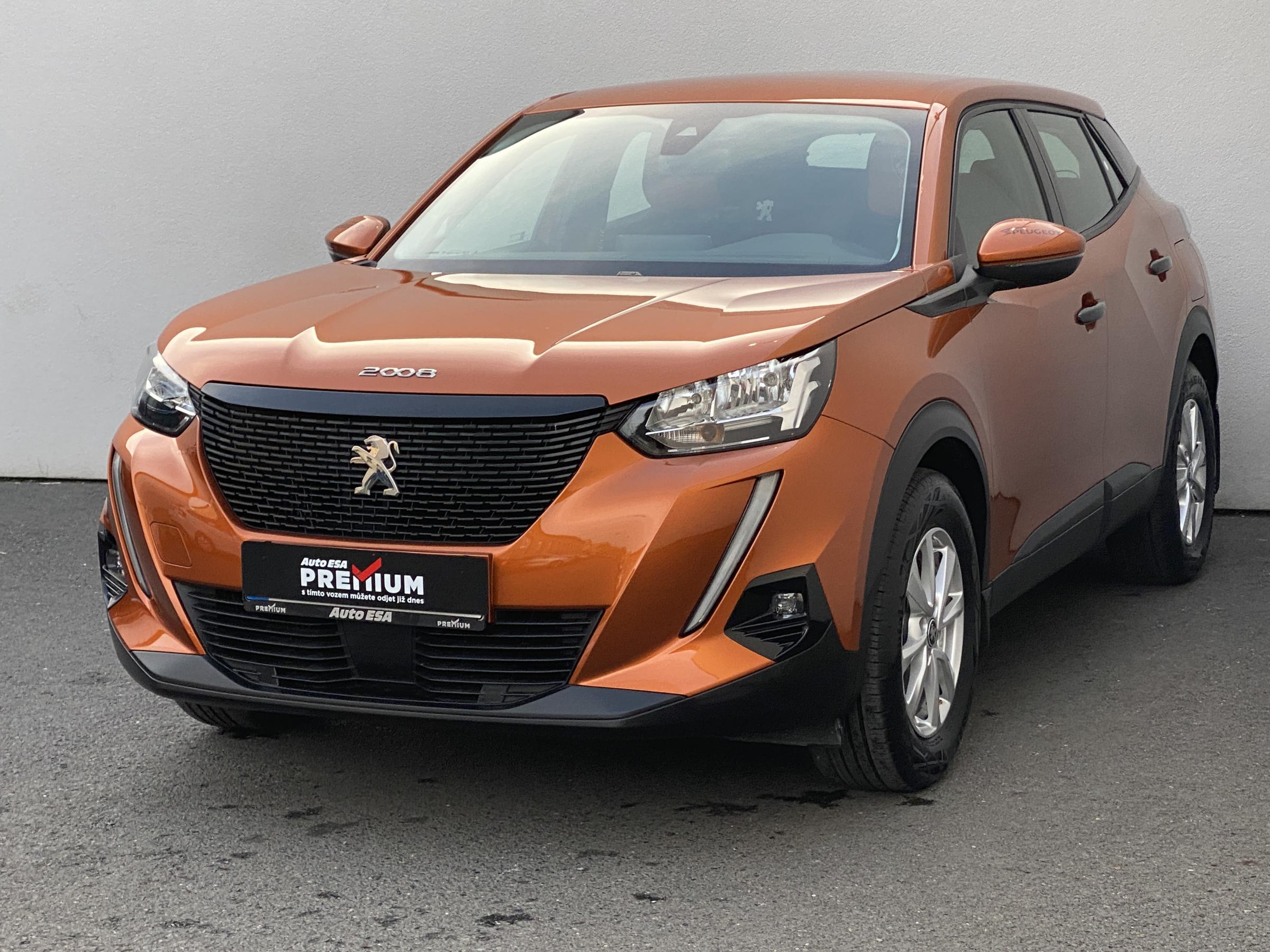 Peugeot 2008, 2021 - pohled č. 3