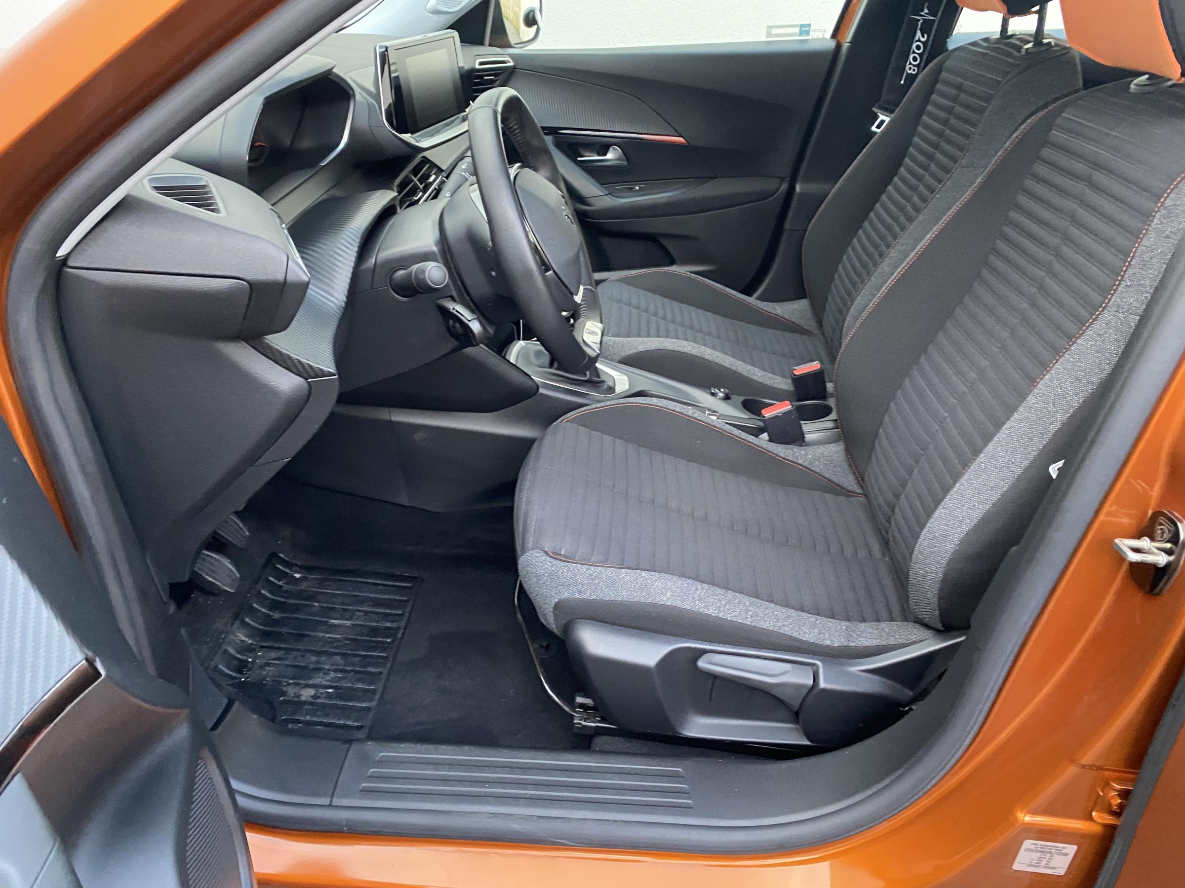 Peugeot 2008, 2021 - pohled č. 8