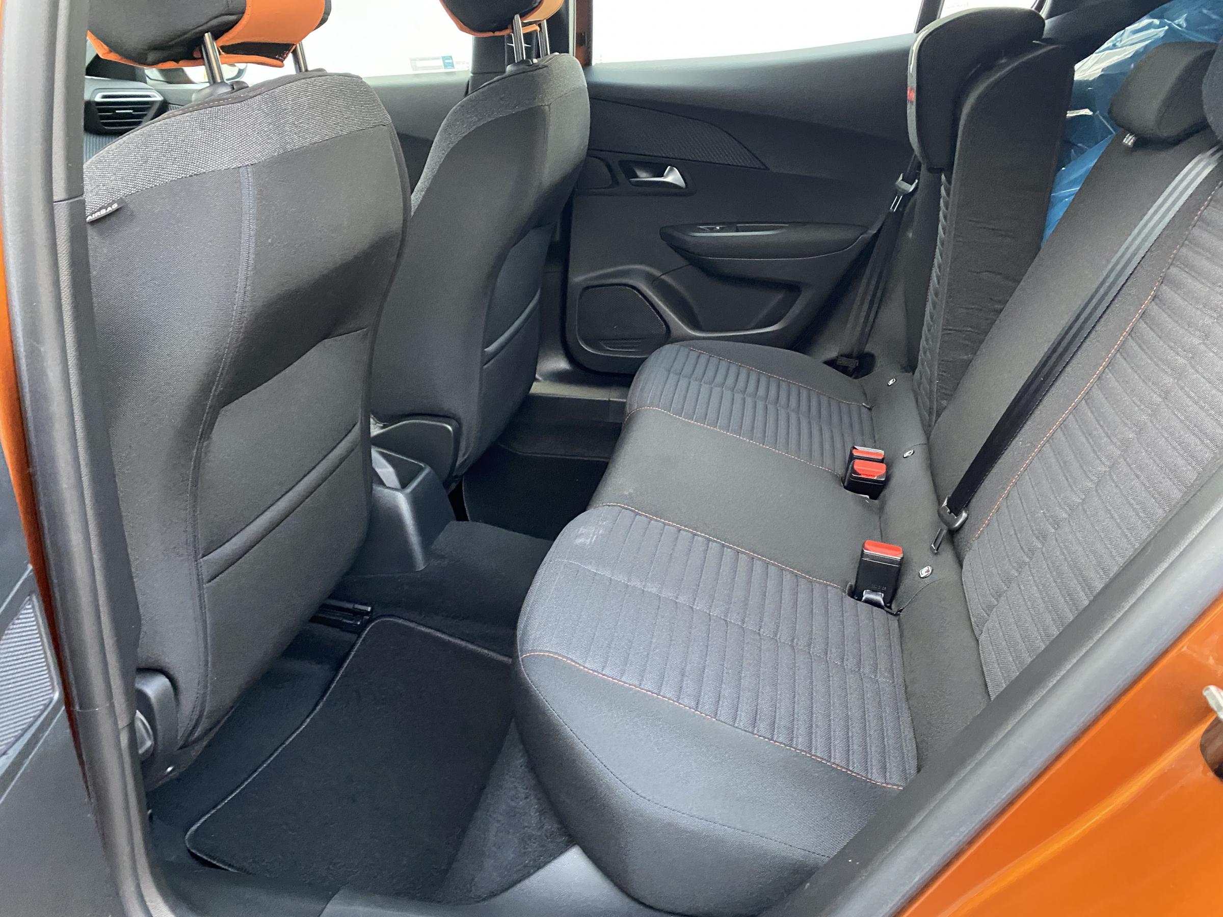 Peugeot 2008, 2021 - pohled č. 9