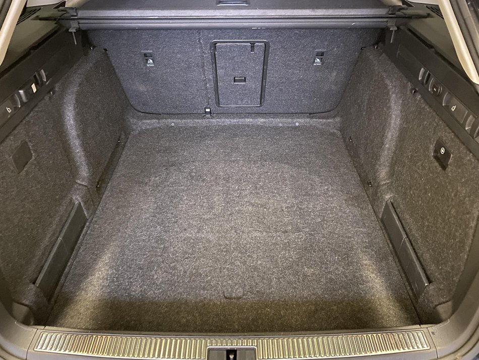 Škoda Superb III 2.0 TDi 