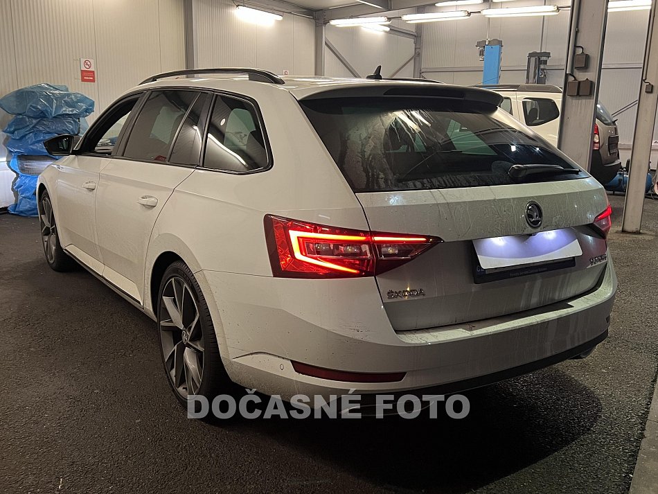 Škoda Superb III 2.0 TSi SportLine