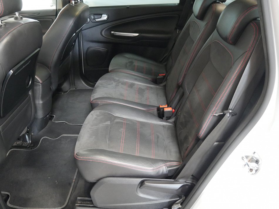 Ford S-MAX 2.2 TDCi Titanium S