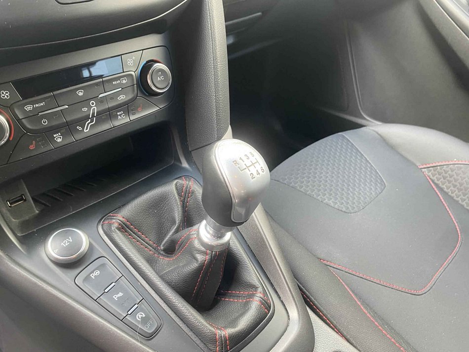 Ford Focus 1.5 EcoBoost Sport