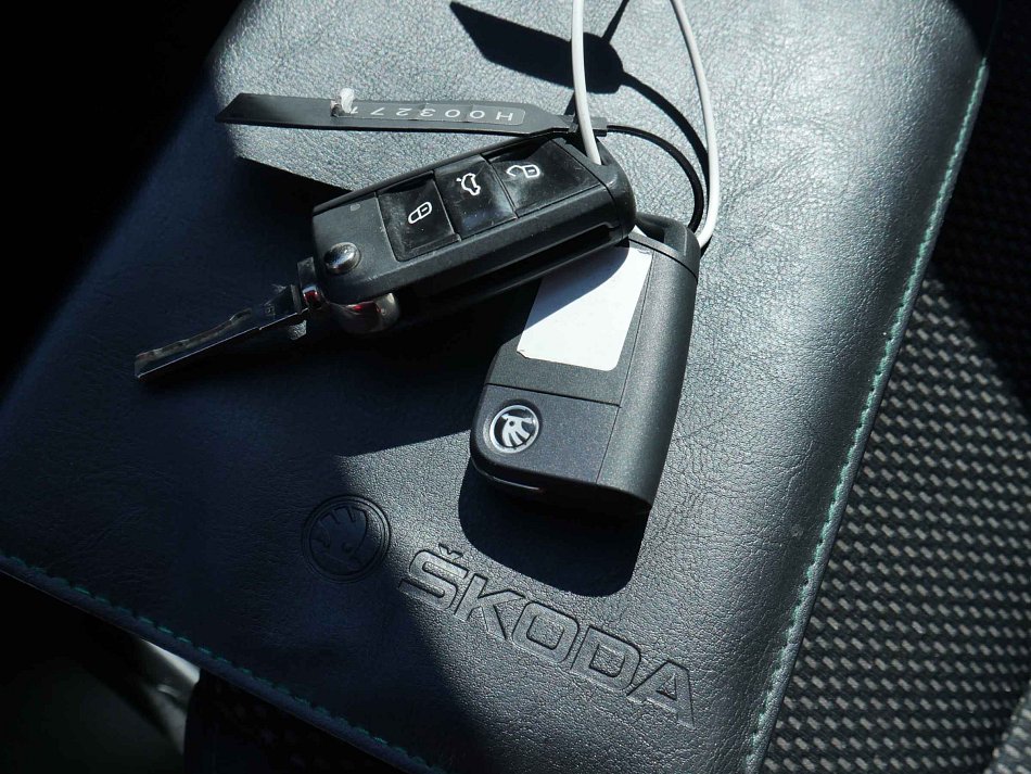 Škoda Octavia III 2.0 TDi Scout 4x4