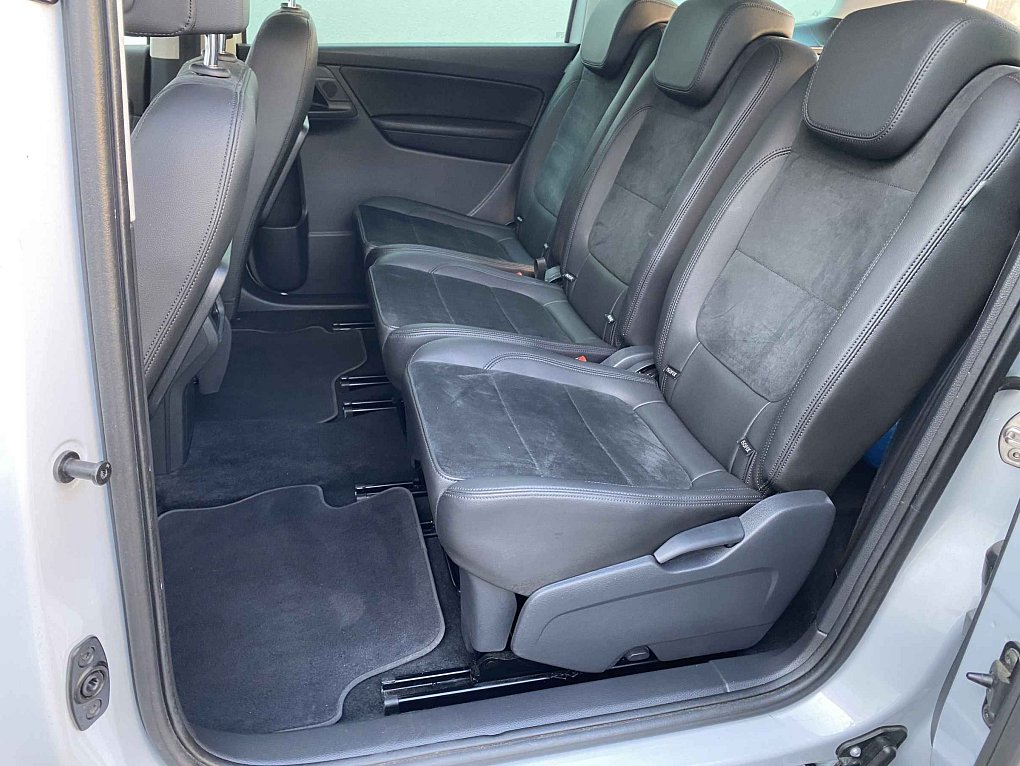 Volkswagen Sharan 2.0 TDI 