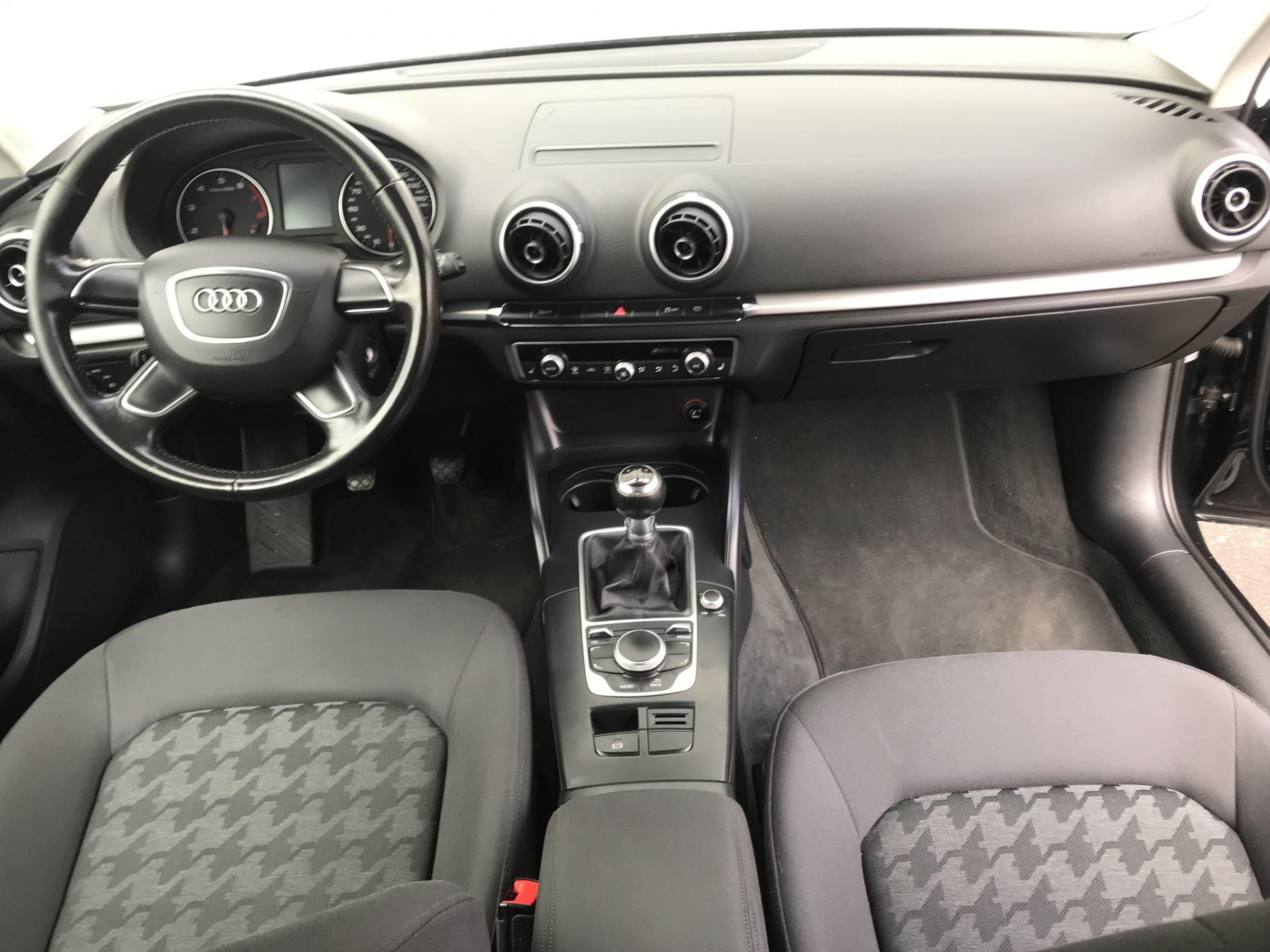 Audi A3, 2013 - pohled č. 13