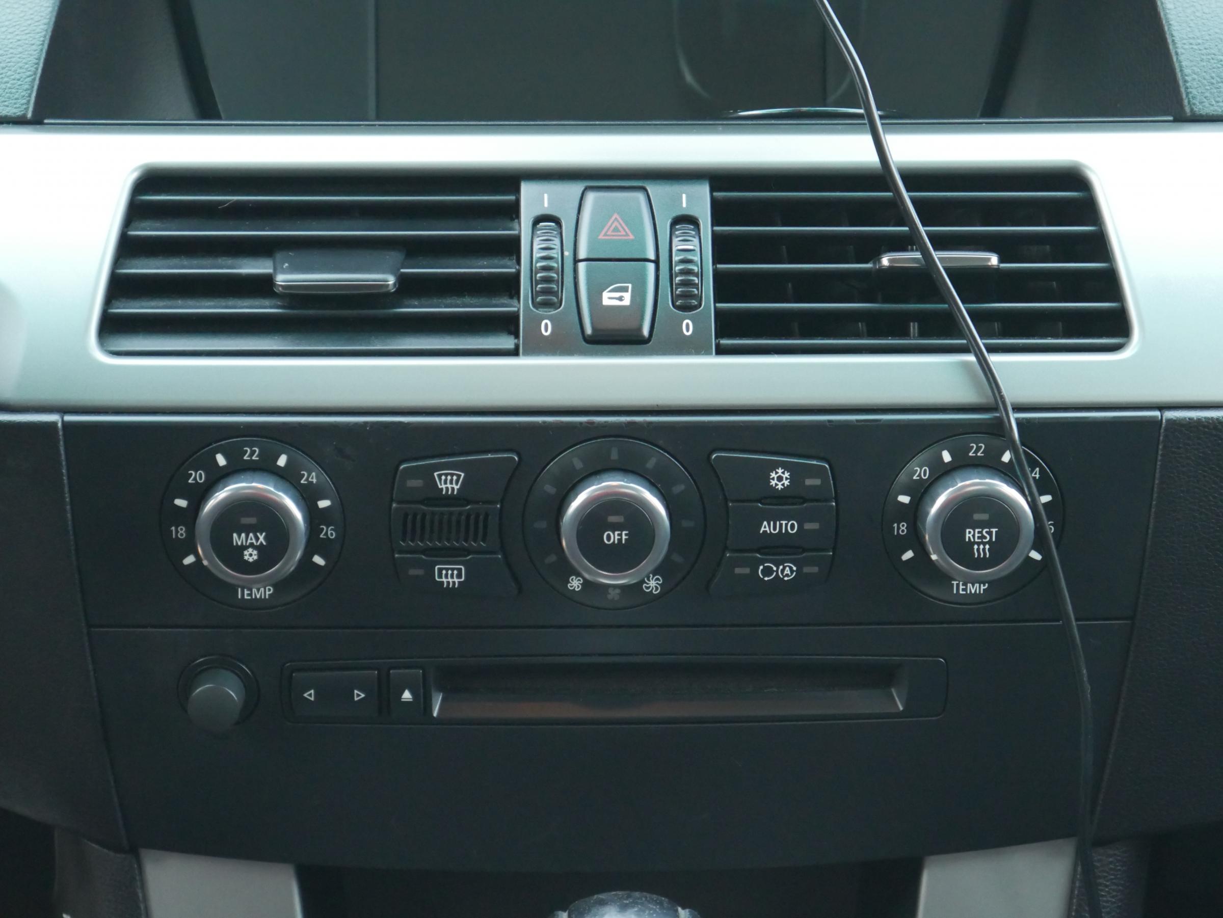 BMW Řada 5, 2005 - pohled č. 13