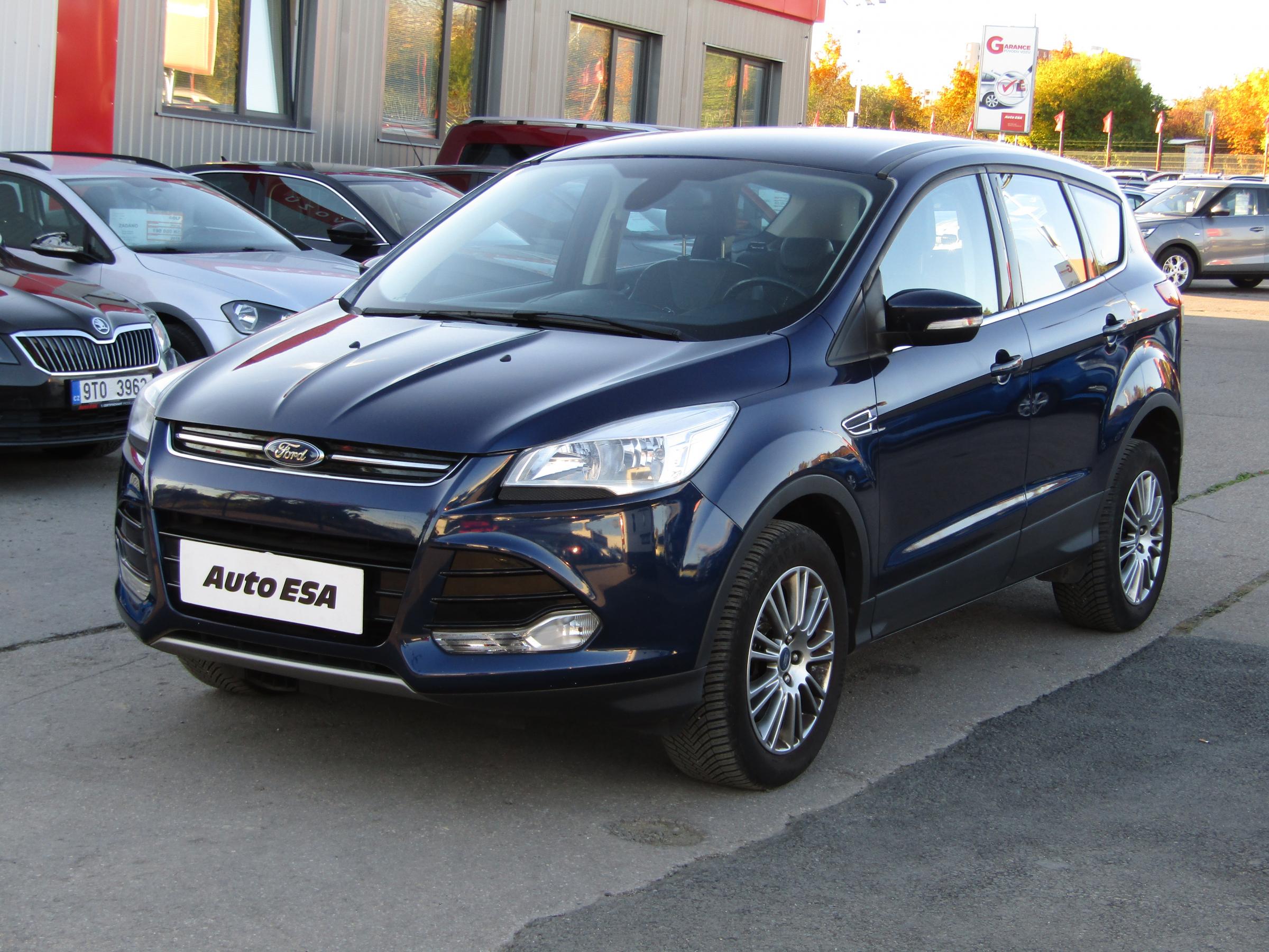 Ford Kuga, 2013 - pohled č. 3