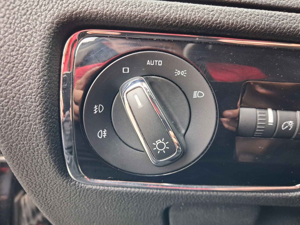 Škoda Superb II 2.0TDI Elegance 4x4