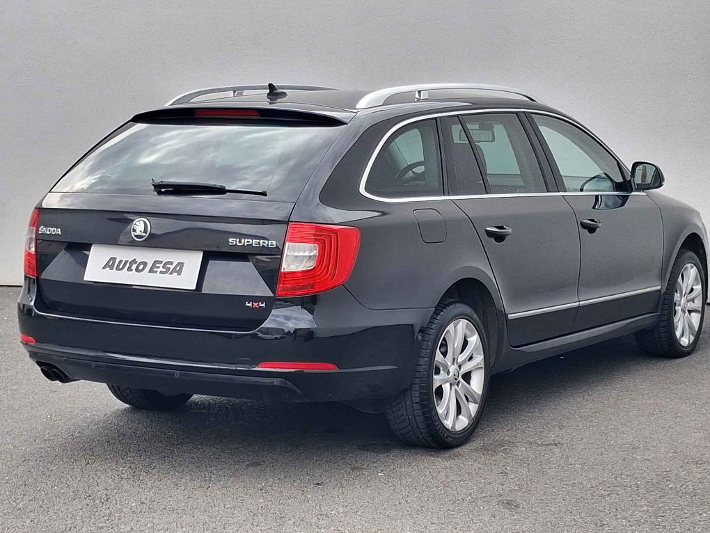 Škoda Superb II 2.0TDI Elegance 4x4