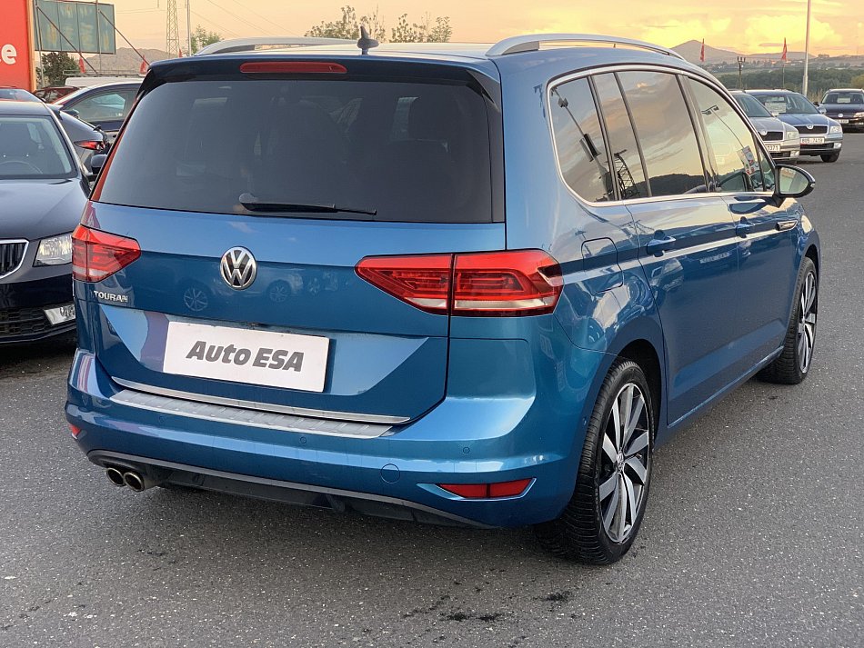 Volkswagen Touran 2.0 TDi R-Line