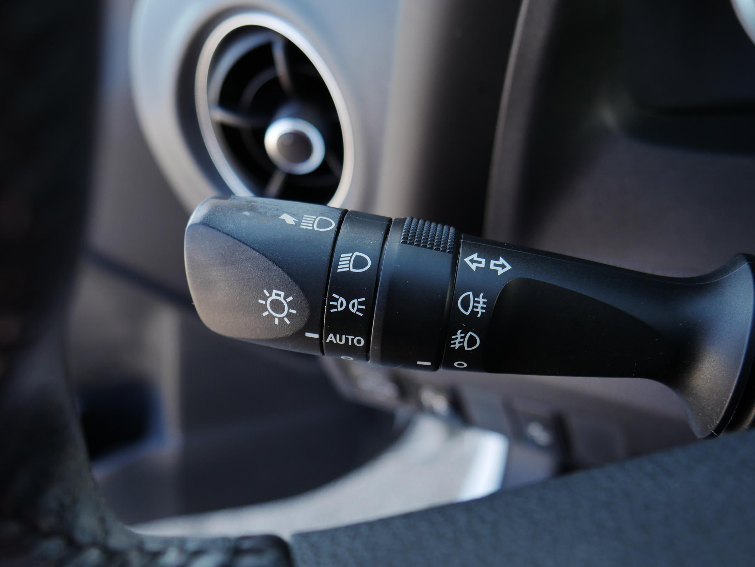 Toyota Corolla, 2017 - pohled č. 14