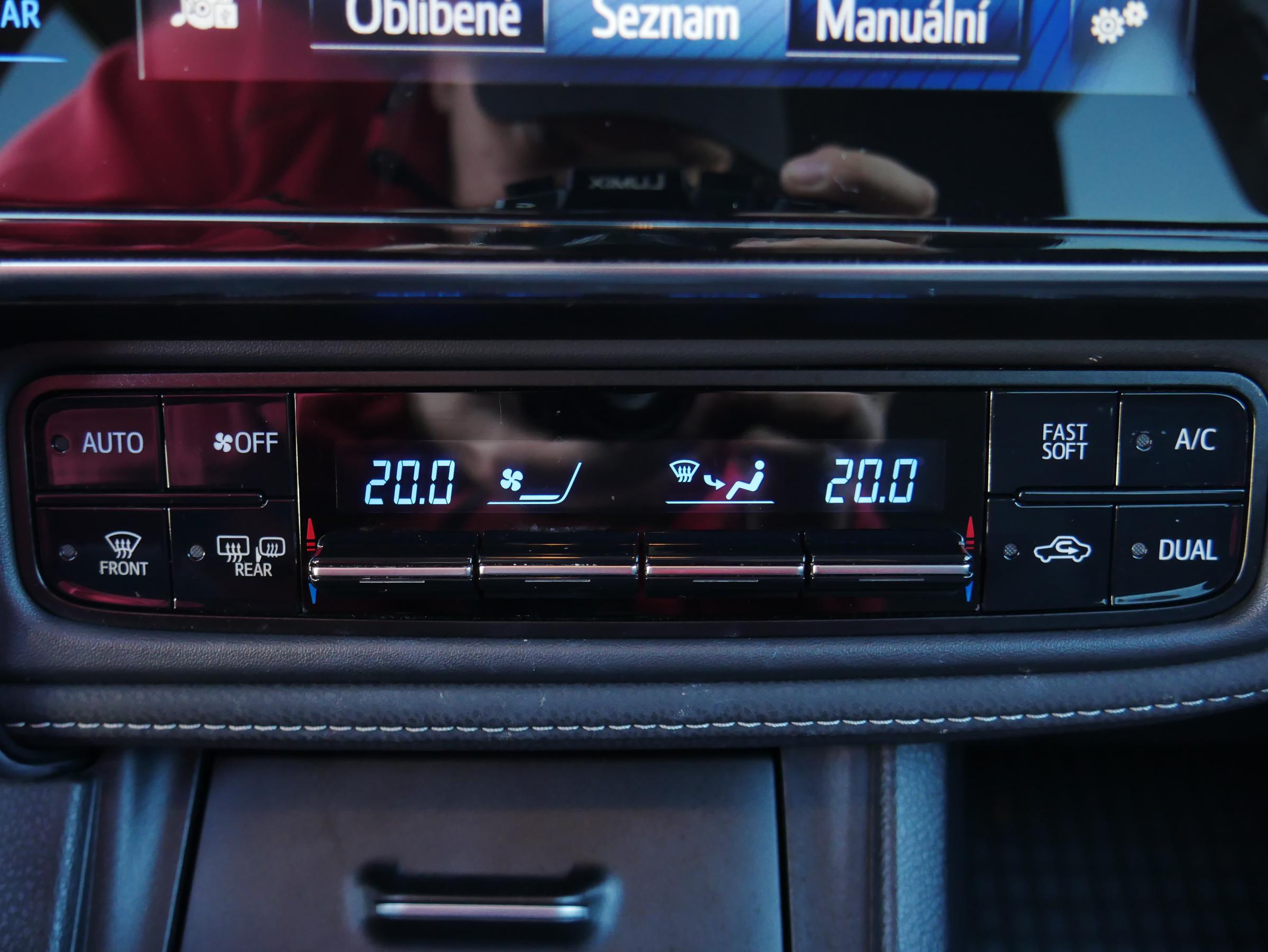 Toyota Corolla, 2017 - pohled č. 16